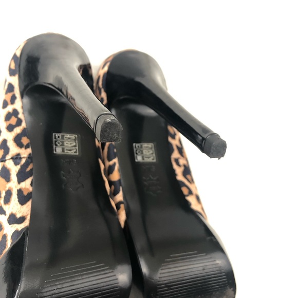 Blake Scott Leopard Print 5” Platform High heels Satiny Feel Size 5.5M - Picture 8 of 8